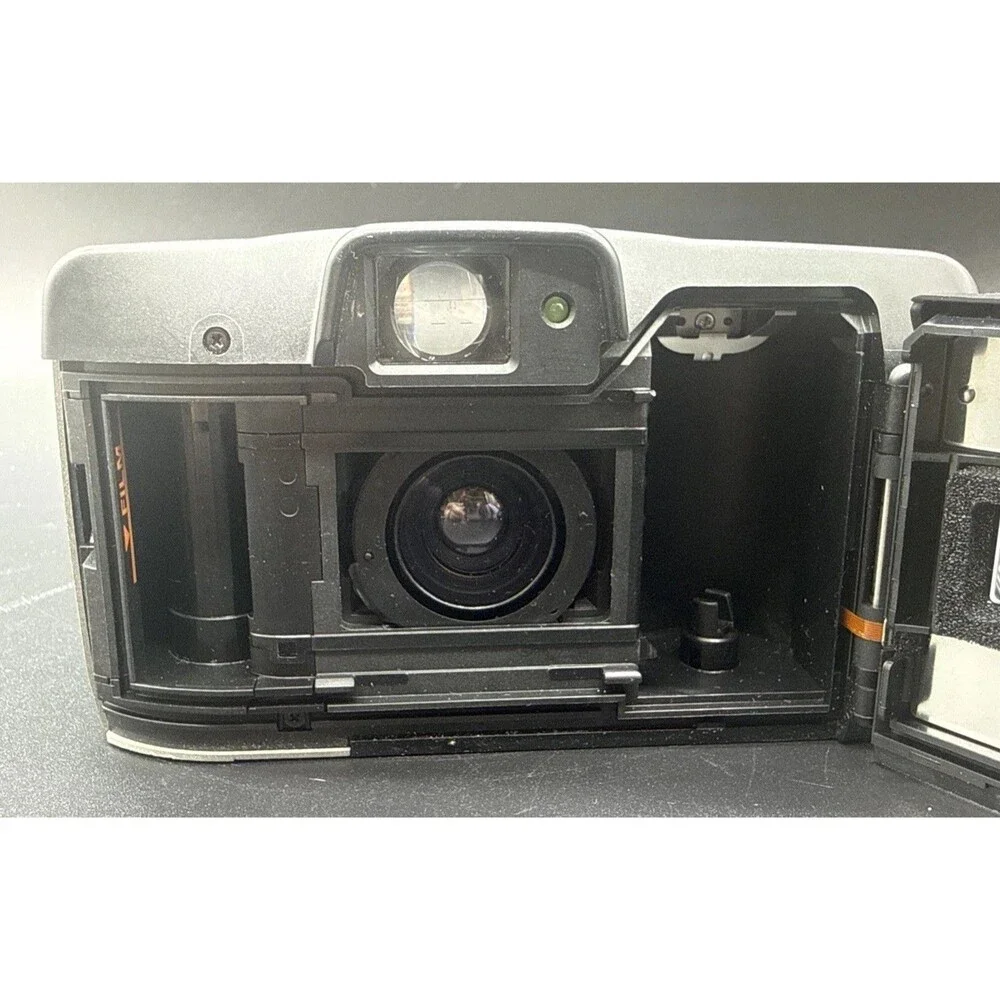 Canon Sure Shot 60  Zoom SAF 35mm Point & Shoot Film Camera Not Tested